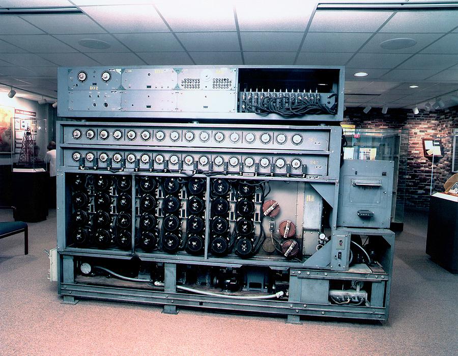Device Photograph - Us Navy Bombe Decryption Machine by National Security Agency/science Photo Library