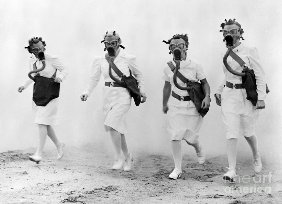 Usaaf Nurses Gas Mask Drill, 1942 Photograph by Science Source