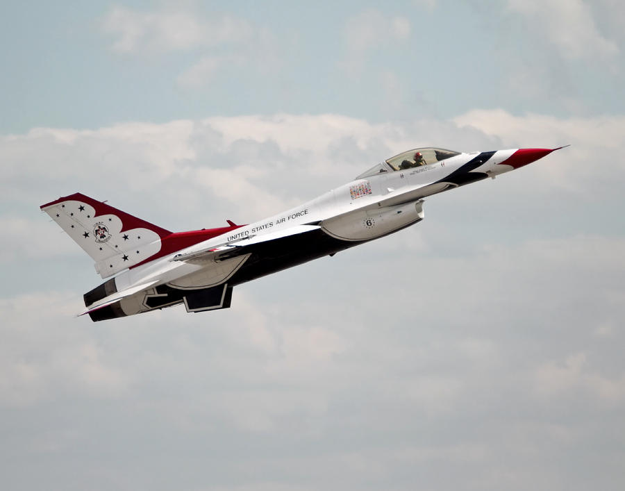 USAF Thunderbird Takeoff Photograph by Jack Nevitt
