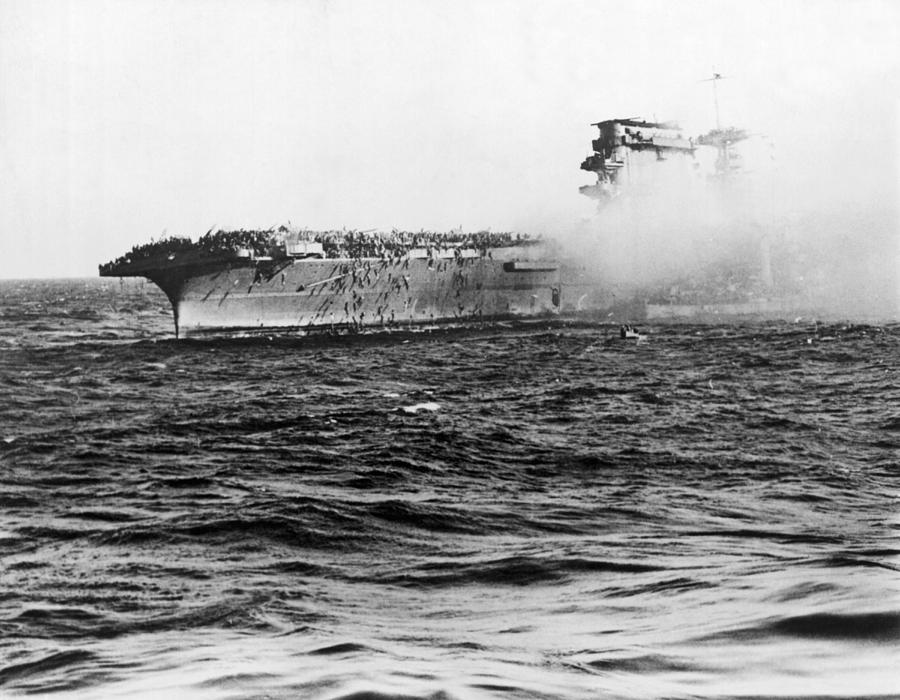USS Lexington Abandon Ship Photograph by Underwood Archives