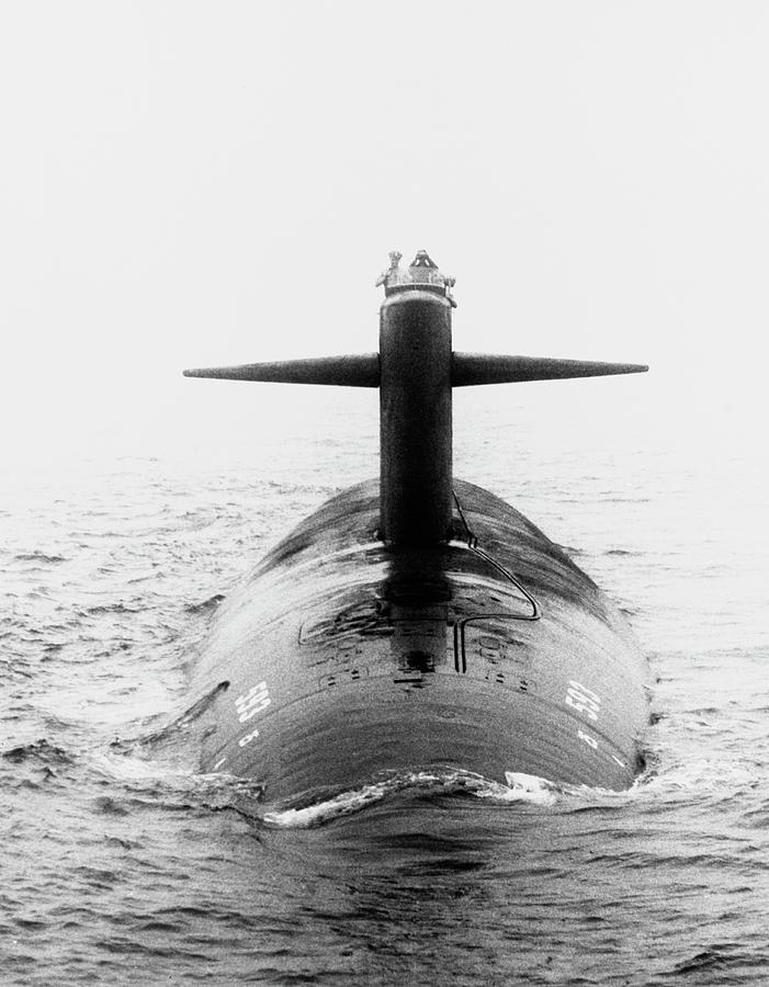 Uss Thresher Submarine Photograph by Us Navy/science Photo Library