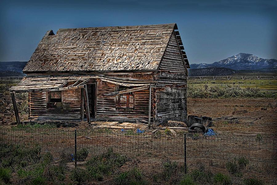 Vacant Homestead Photograph by Dyle   Warren