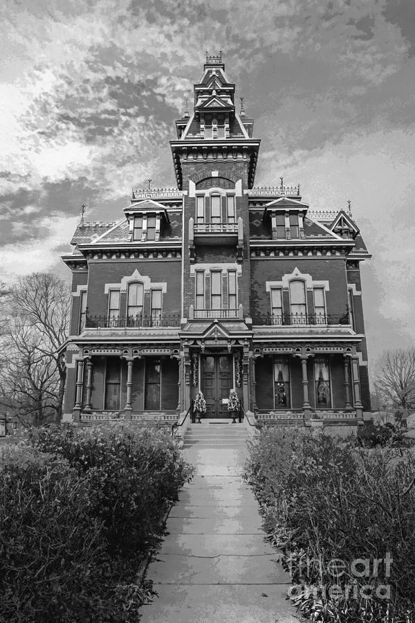 Vaile Mansion Photograph by Lynn Sprowl