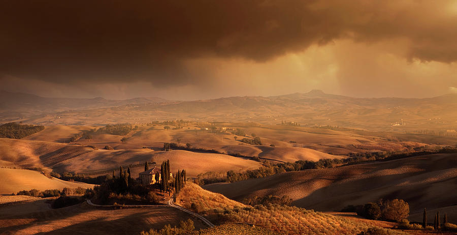 Fall Photograph - Val D\'orcia by Franz Schumacher