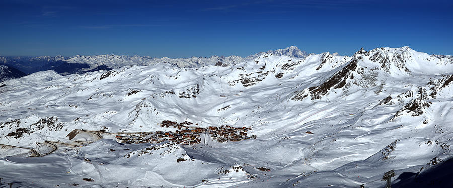 Val Thorens. France Photograph by Himagine