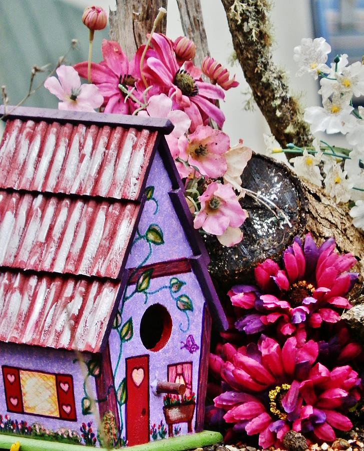 Valentine House Painting by VLee Watson