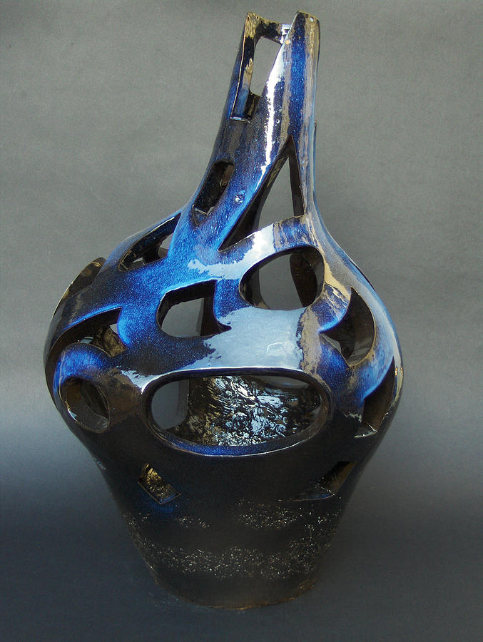 Vaso Sculpture - Vaso by Francesca Bianconi