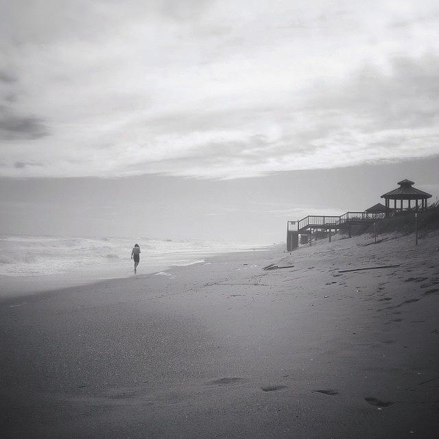 Black And White Photograph - Vast by Vivienne Gucwa Black And White Photograph - Vast by Vivienne Gucwa