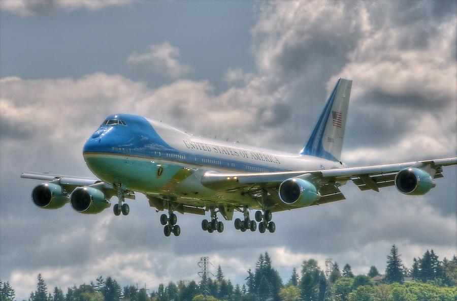 VC25 - Air Force One  #1 Photograph by Jeff Cook