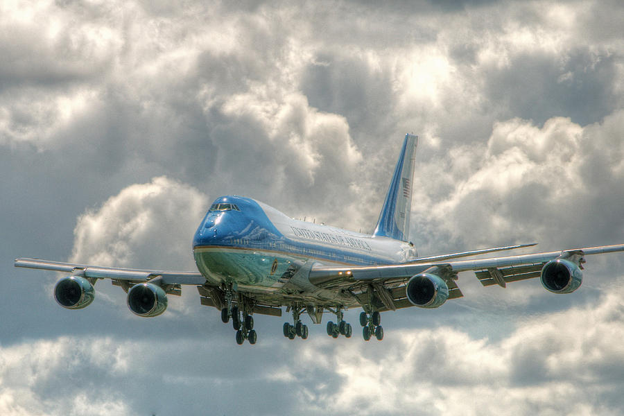 VC25 - Air Force One Photograph by Jeff Cook