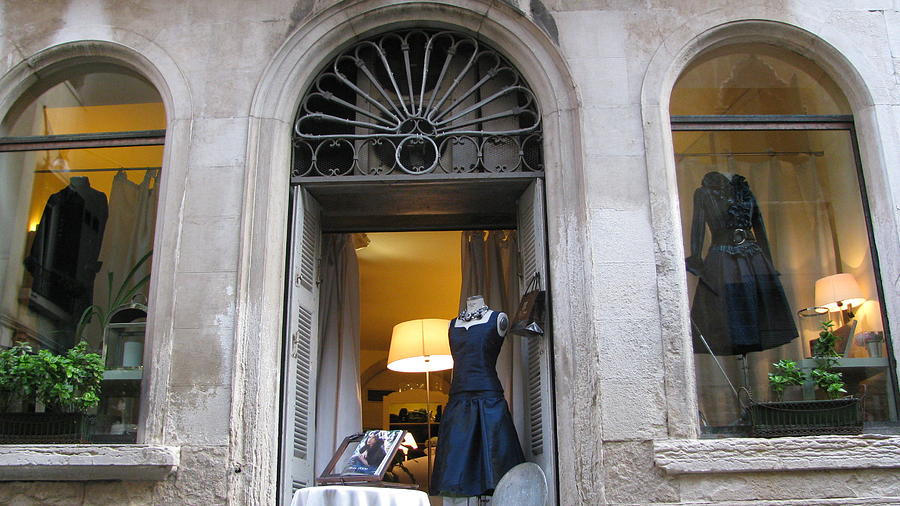 Venetian Boutique  Photograph by Suzy  Godefroy 