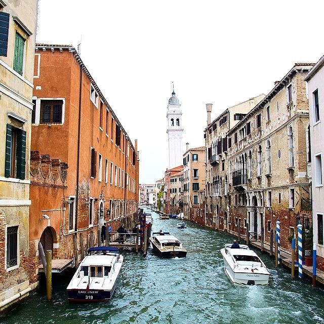Architecture Photograph - Venezia | Italia

#venice #venezia by Chad Bailey