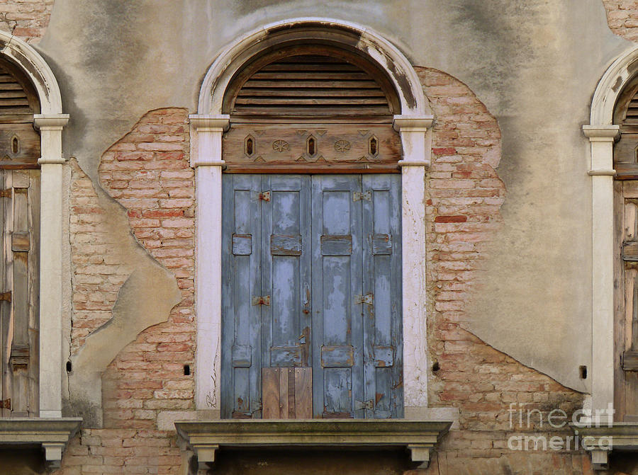 Venice Arched Bblue Shutters Horizontal Painting by Robyn Saunders