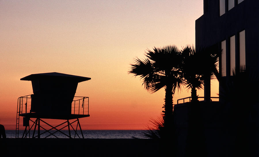 Venice Beach Sunset Lifeguard Station Photograph by Tom Wurl