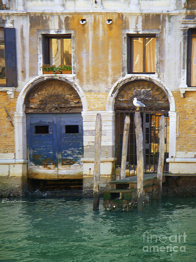 Venice Italy Double Boat Room Mixed Media by Robyn Saunders
