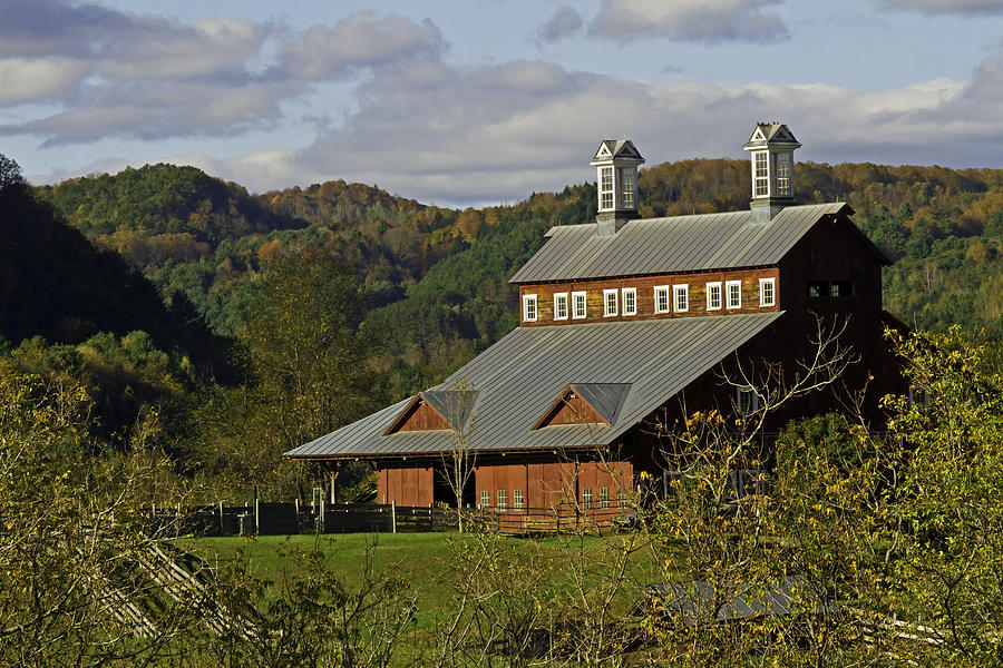 Vermont barn Photograph by David Freuthal