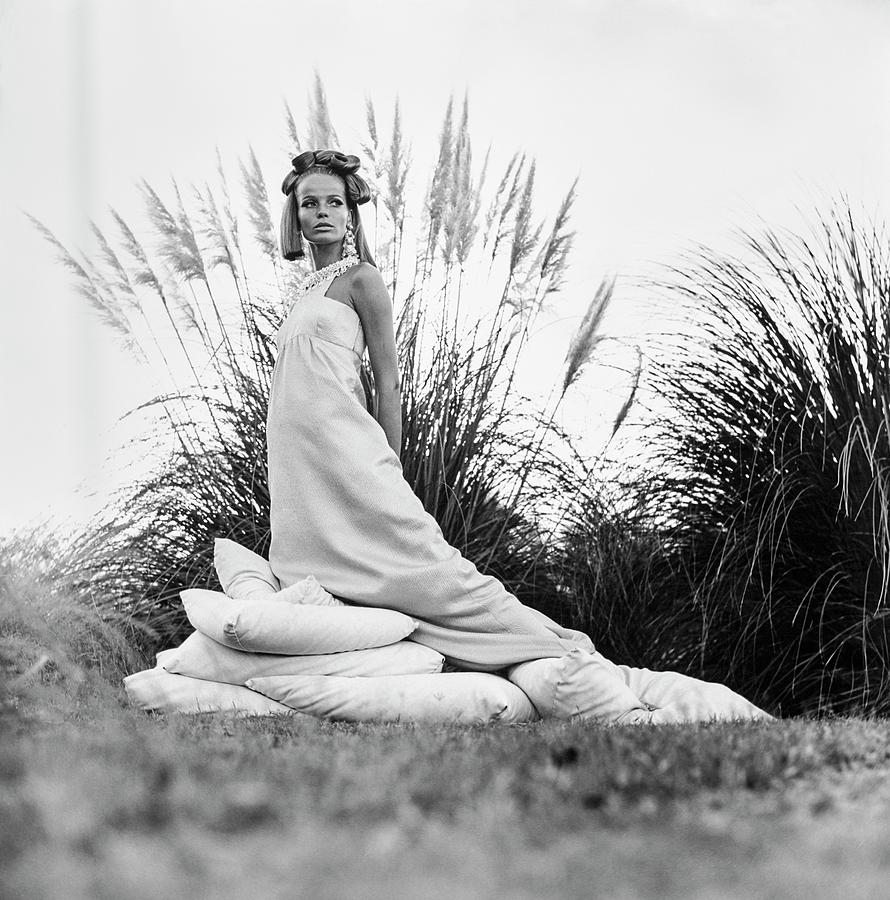 Veruschka Wearing A Castillo Dress Photograph by Franco Rubartelli