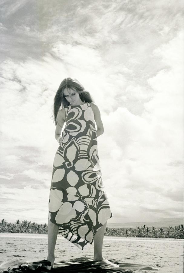 Verushcka Wearing A Naili Dress Photograph by Franco Rubartelli