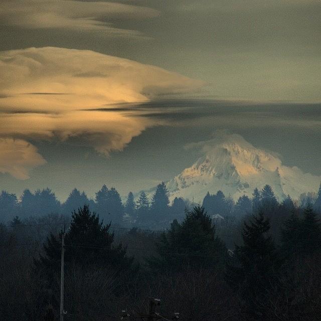 Nature Photograph - Very Cool Cloud Formation Near Mt Hood by Mike Warner