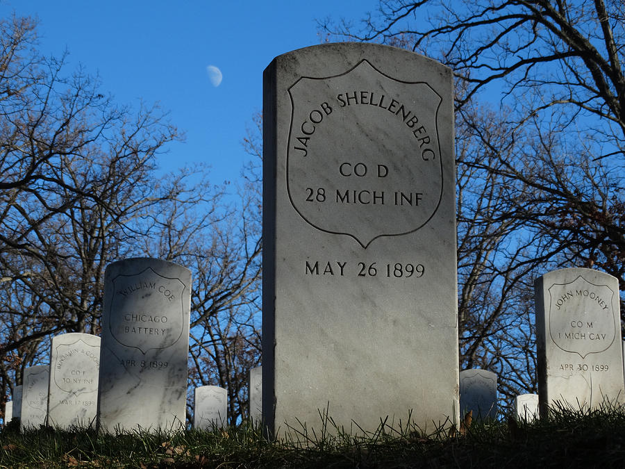Veterans Cemetery Photograph by David T Wilkinson