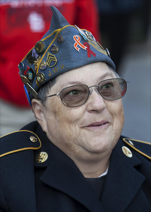 Veterans Day NYC 2012 11 11 12 11 Female Vet Photograph by Robert Ullmann