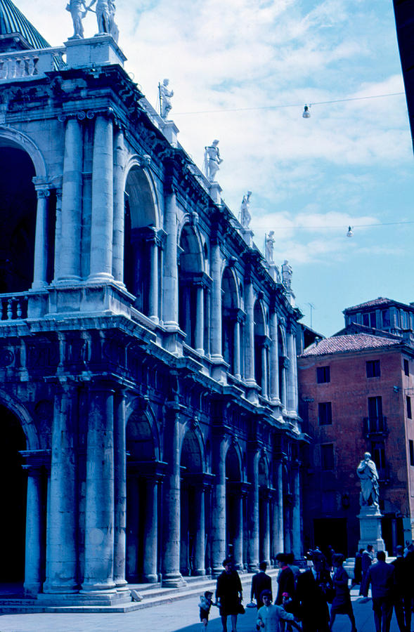 Vicenza Photograph - Vicenza Piazza del Signore 1962 by Cumberland Warden Vicenza Photograph - Vicenza Piazza del Signore 1962 by Cumberland Warden