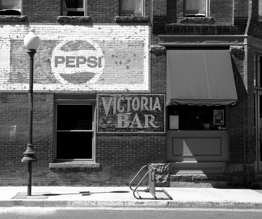 Victoria Bar Photograph by Daniel Woodrum