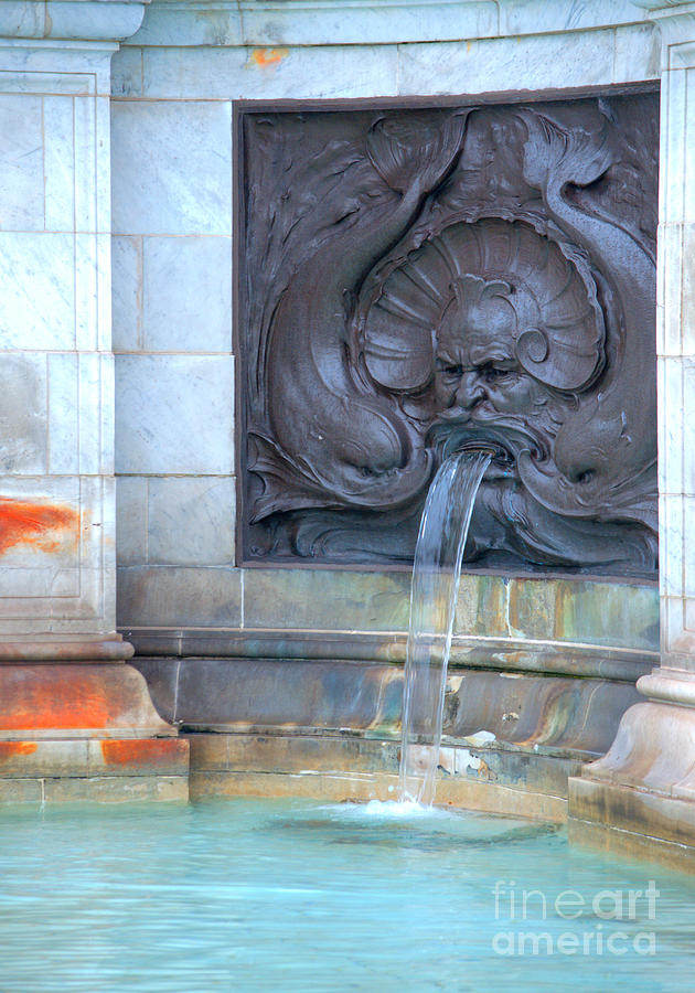 Victoria Memorial Fountain Detail Photograph by Deborah Smolinske