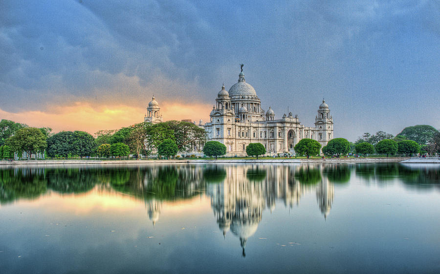 Victoria Memorial In Kolkata Photograph by Sudiproyphotography