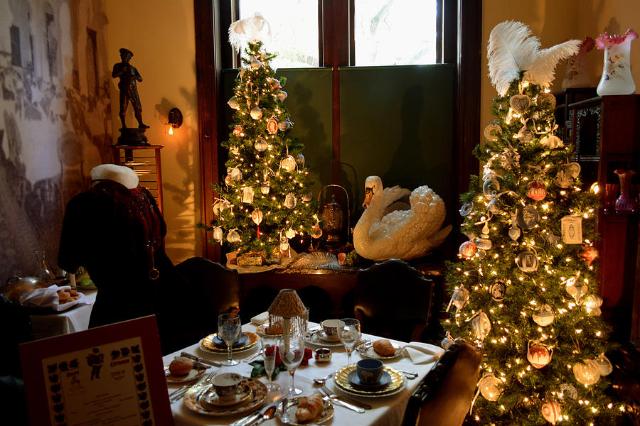 Victorian Christmas Luncheon Room Photograph by Judy Wanamaker