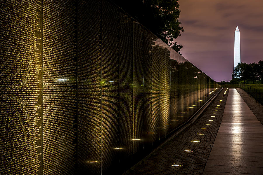 Sunset Photograph - Vietnam Veterans Memorial by David Morefield