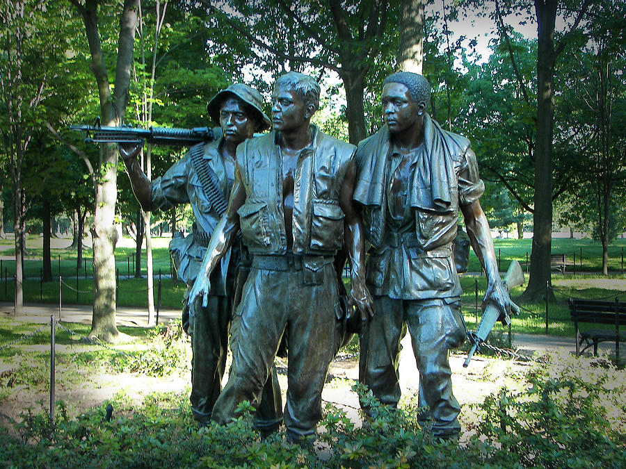 Vietnam War Memorial Guardians Photograph by Daniel Hebard