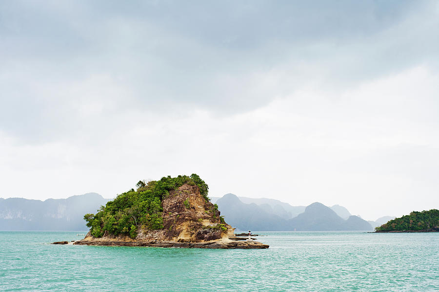 View Of Small Tropical Island Photograph by Johner Images