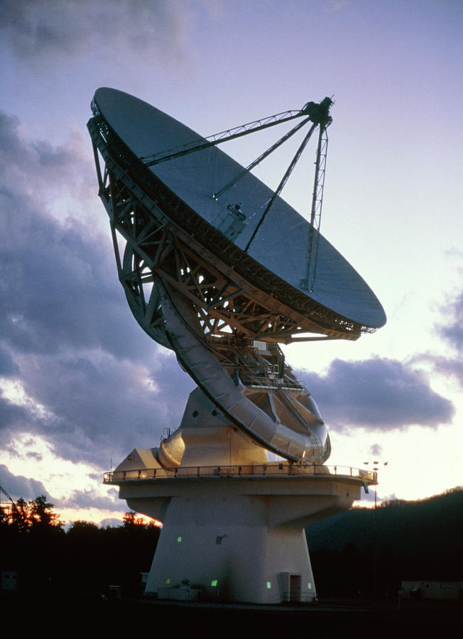 View Of The Radio Telescope At Green Bank Photograph by Dr Seth Shostak