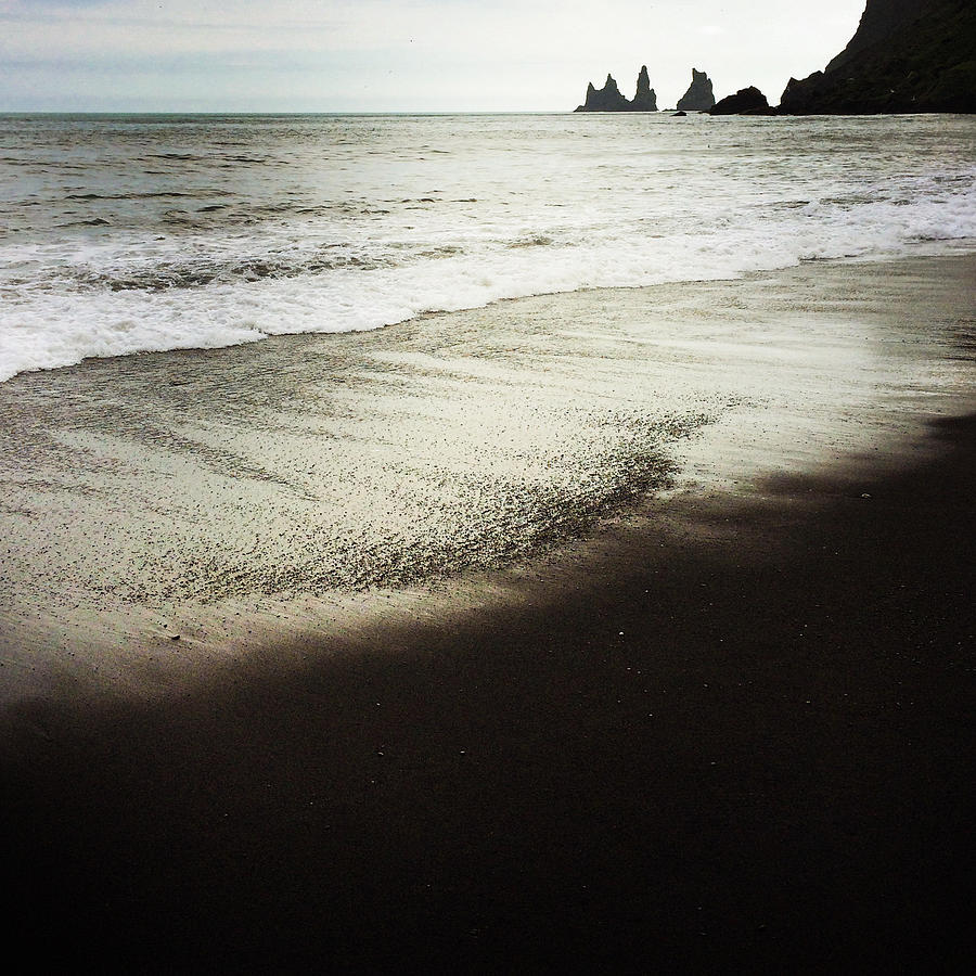 Vik Photograph - Vik Reynisdrangar basalt sea stacks Iceland by Matthias Hauser Vik Photograph - Vik Reynisdrangar basalt sea stacks Iceland by Matthias Hauser