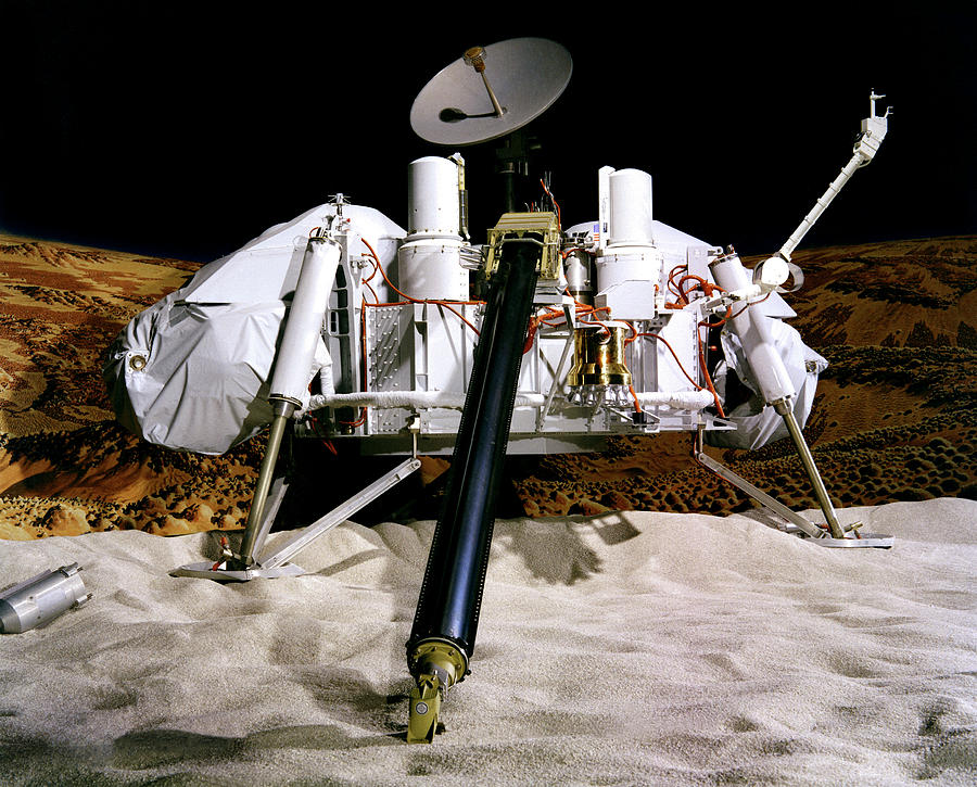 Viking Mars Lander Photograph by Nasa/science Photo Library