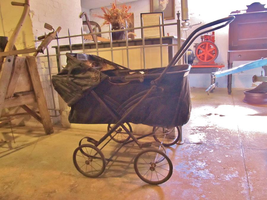 1800 baby strollers