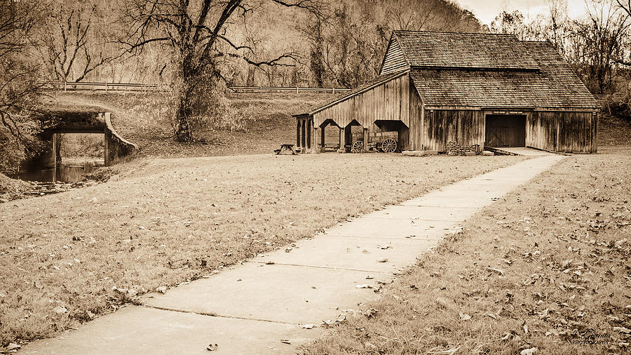 Vintage Barn Photograph by Joe Granita