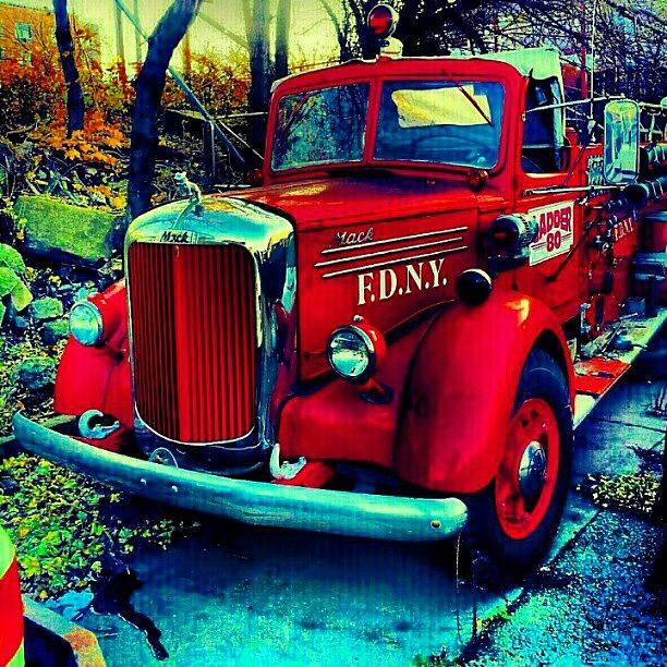 Vintage Photograph - Vintage Fdny Fire Truck by Brian Lyons