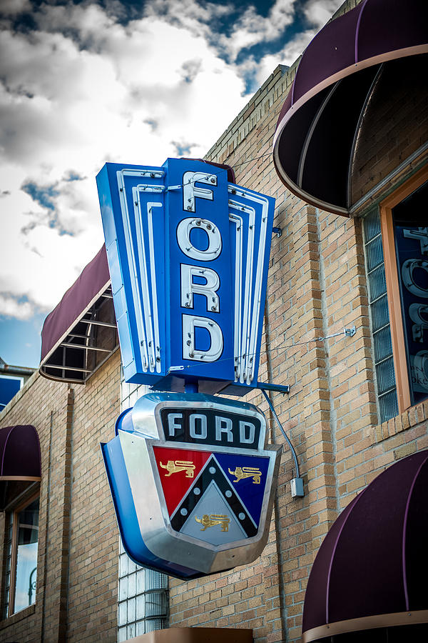 Vintage Ford Sign Photograph by Paul Freidlund