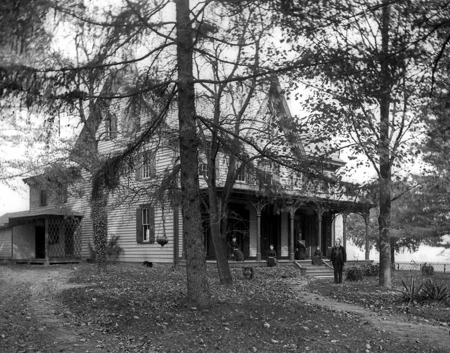 Vintage House Photograph by William Haggart
