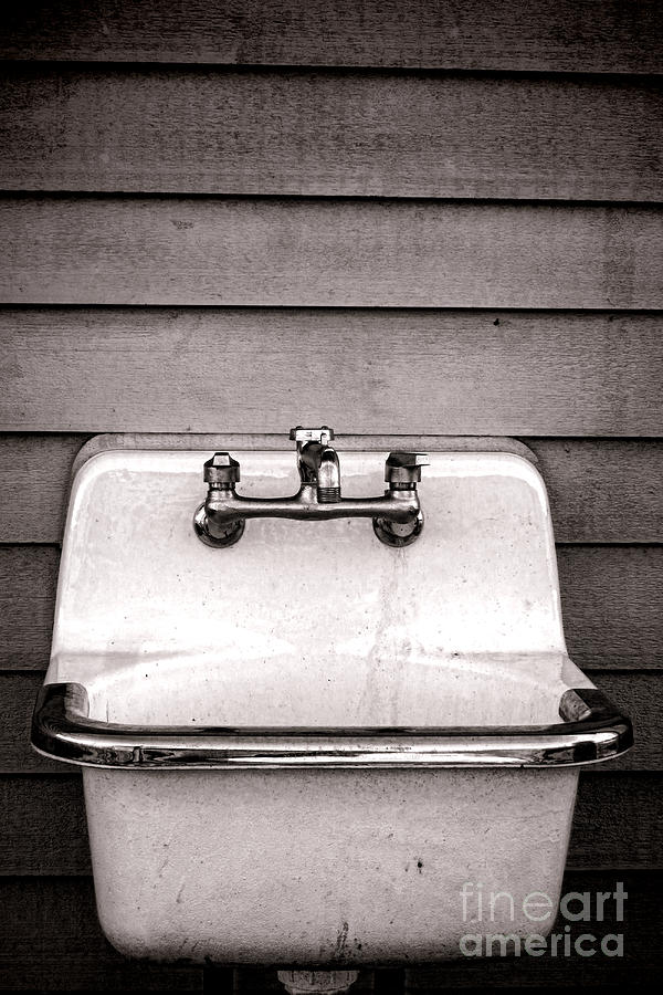 Vintage Photograph - Vintage Sink by Olivier Le Queinec