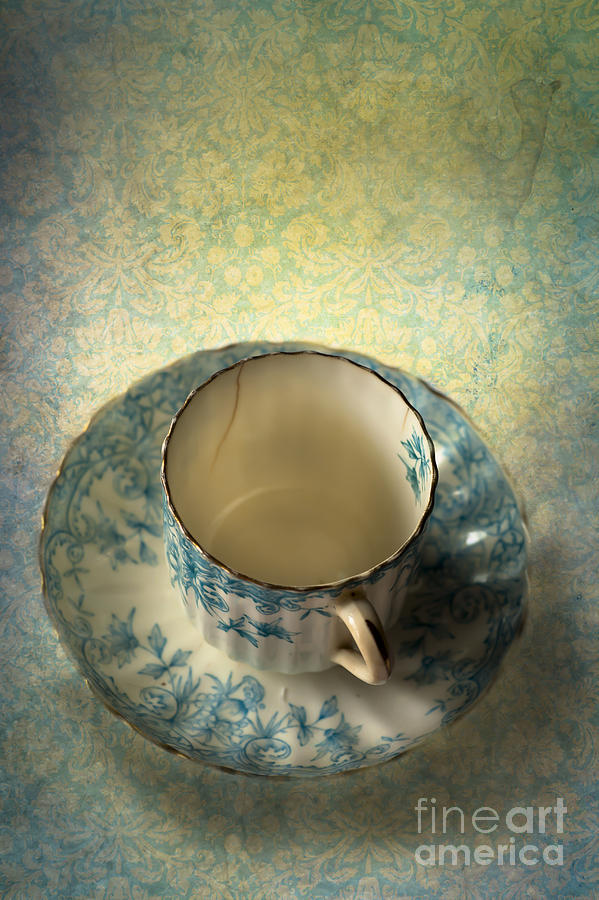 Tea Photograph - Vintage Tea Cup by Jan Bickerton