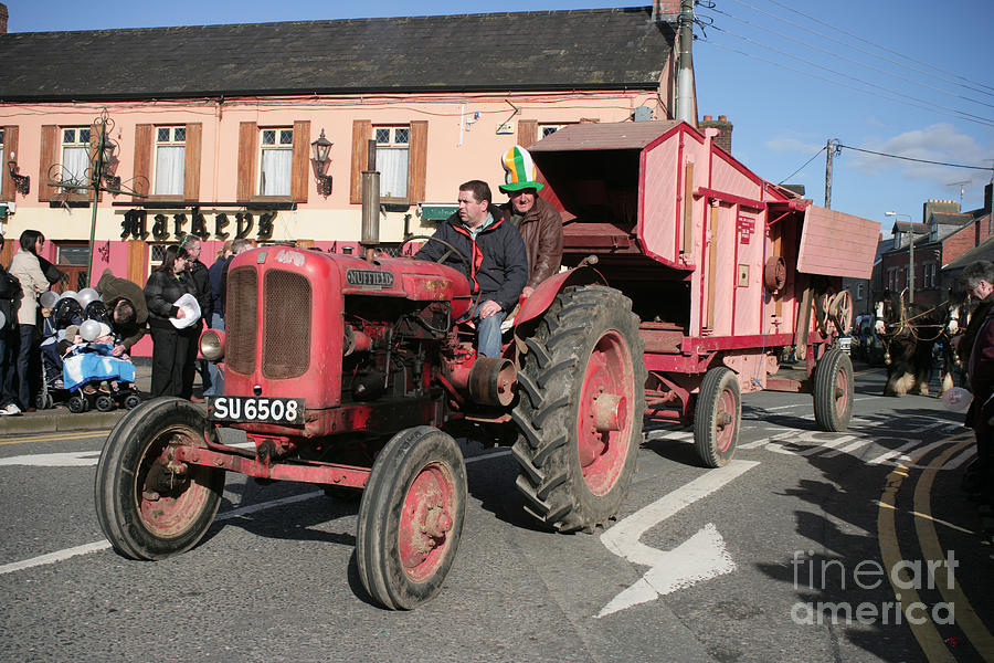 carrickmacross comhaltas st patricks day parade