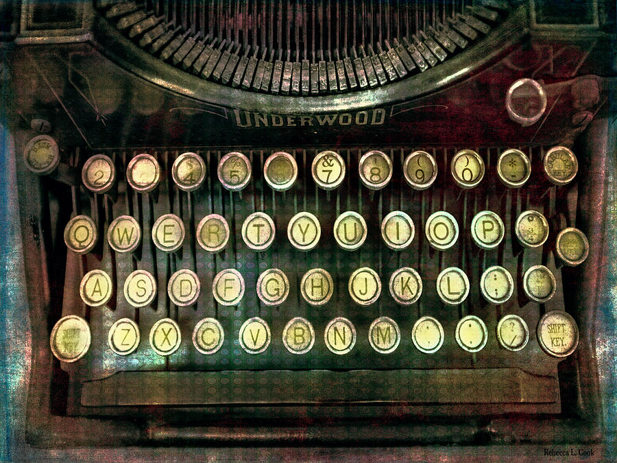 Vintage Photograph - Vintage Underwood Typewriter by Bellesouth Studio