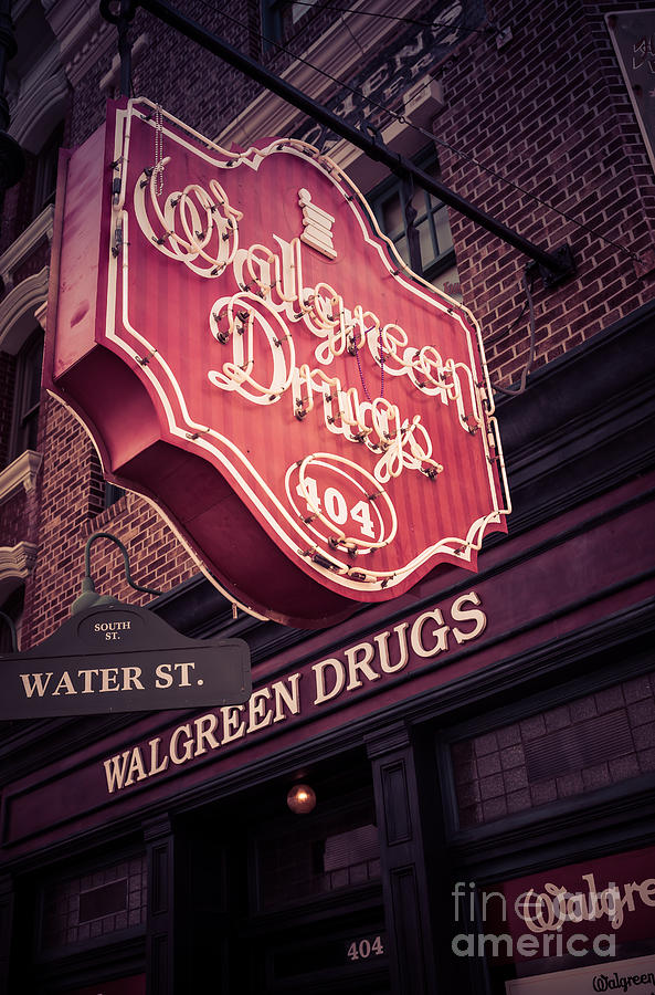 Vintage Walgreen Drugs Store Neon Sign Photograph by Edward Fielding