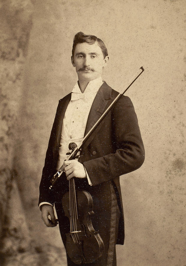 Violinist, C1900 Photograph by Granger