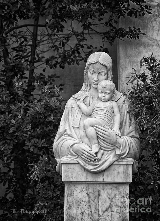 Virgin Mary Photograph by Linda Blair