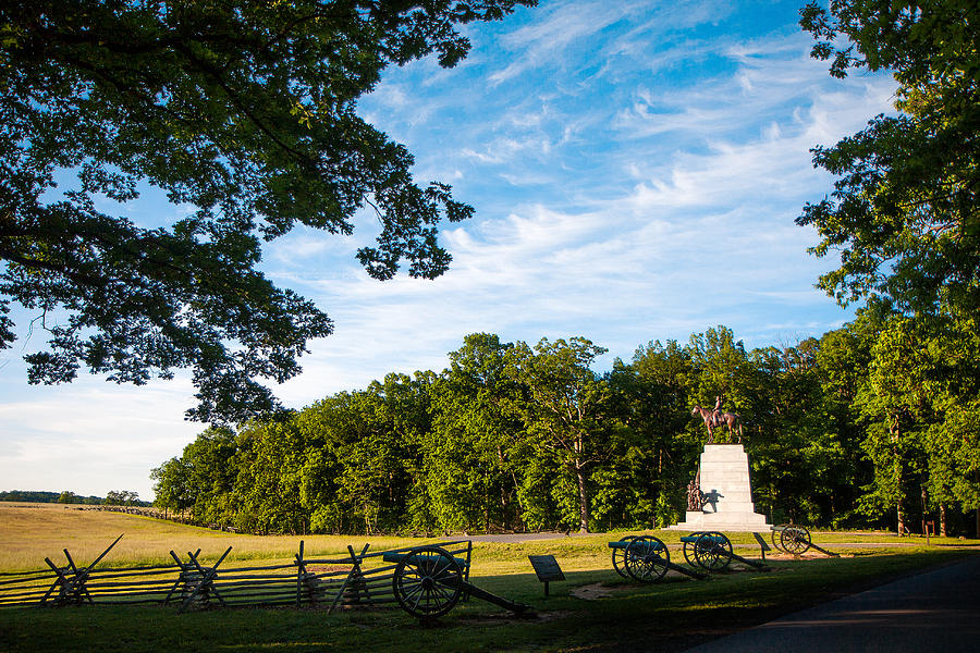 Gettysburg National Park Photograph - Virginia Monument at Gettysburg by William Ames