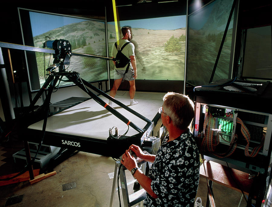 Salt Lake City Photograph - Virtual Reality Platform by Peter Menzel/science Photo Library
